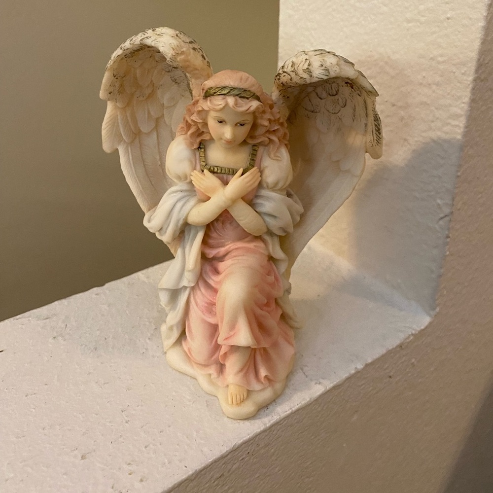 Seraphin Collections . Felicia Adoring Maiden. NWT. In Box. Roman. Figurine.🐠